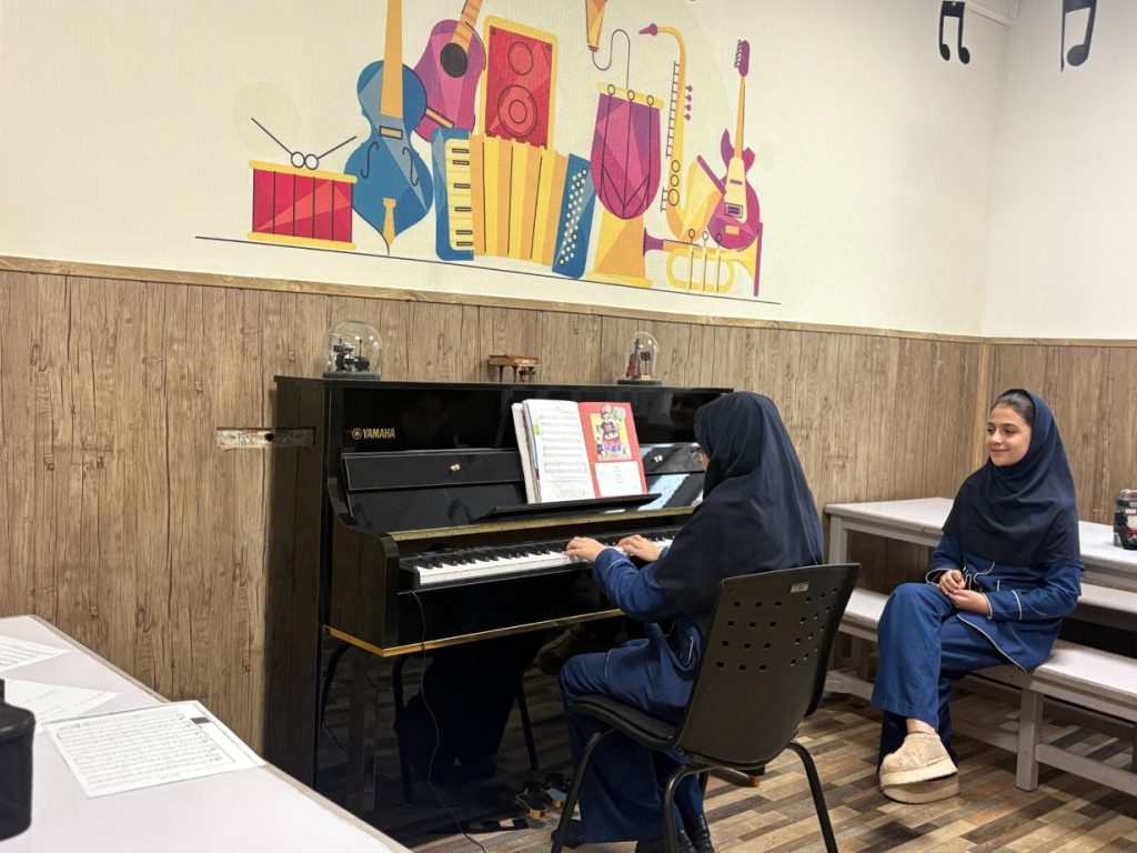 تصویر کارگاه موسیقی