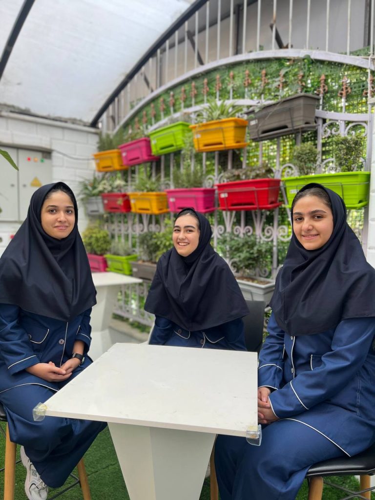 دانش آموزان پایه نهم